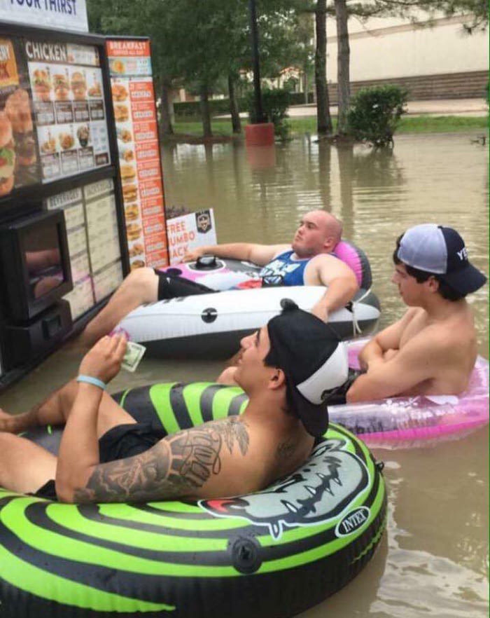 Flood flood, and barbecue and burger on schedule. - Flood, Food, Longpost, 