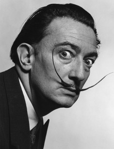 Salvador Dali's mustache retains its shape 28 years after burial - Exhumation, Artist, Salvador Dali, Fortune teller