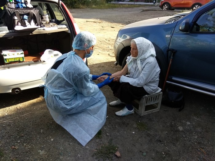 Житель Челябинска раз в неделю ездит на теплотрассу и делает перевязки бездомным Челябинск, Медицина, бездомные, волонтеры, благотворительность, длиннопост