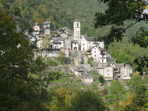 Самую маленькую деревню в Швейцарии превратят в гостиницу Швейцария, Заброшенные деревни, Интересное, Видео, Длиннопост