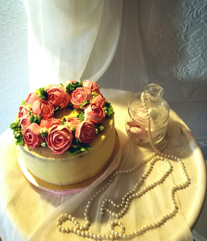 Cream roses - Cake, 