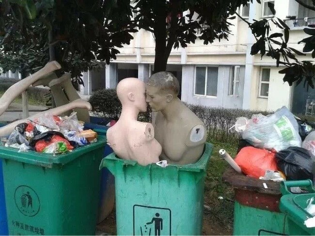 Love is evil - Dummy, Garbage, Love