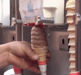 Всем по мороженке!