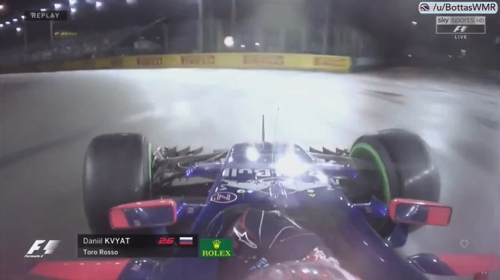 Kvyat's accident at the Singapore Grand Prix. - Formula 1, Daniil Kvyat, Toro Rosso, , Crash, Longpost