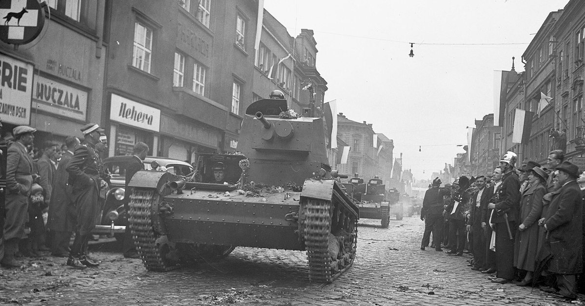 Захват польши. Польша и Германия в оккупированной Чехословакии 1938. Оккупация Польши 1939. Польские танки в Чехии 1938. Польша Чехословакия 1938.