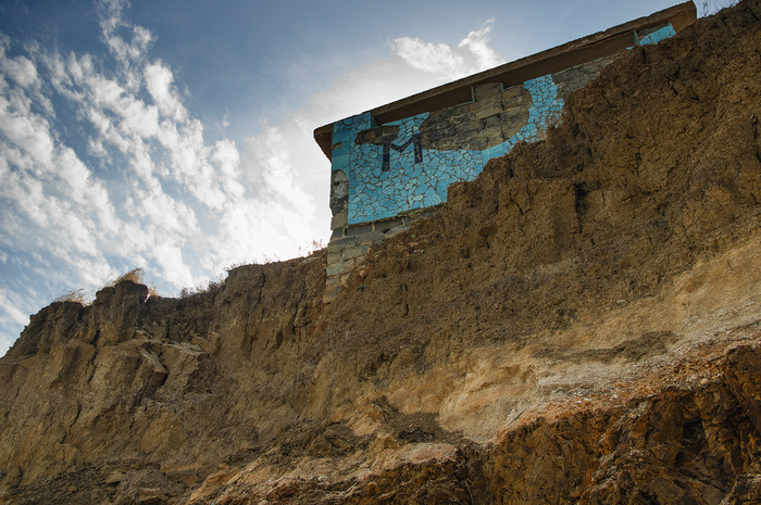 Культурный срез (15 км. от Керчи, берег Азовского моря)