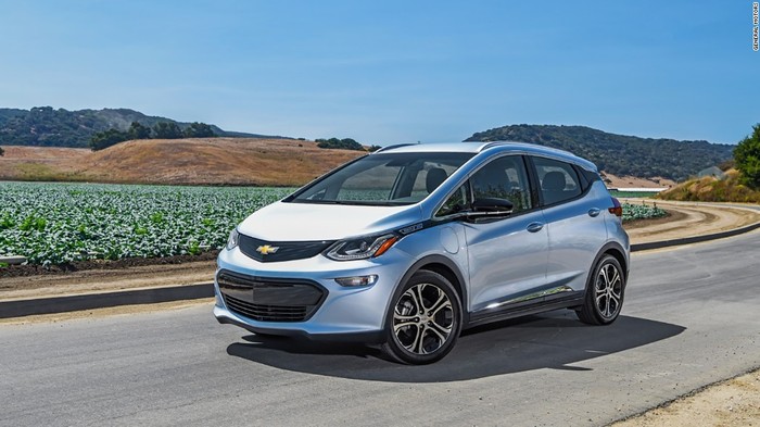 GM установила рекорд продаж электромобилей Chevy Bolt. - Электромобиль, Gm, Bolt EV, Аккумулятор, Электричество, Авто, США, Tesla Motors, Видео