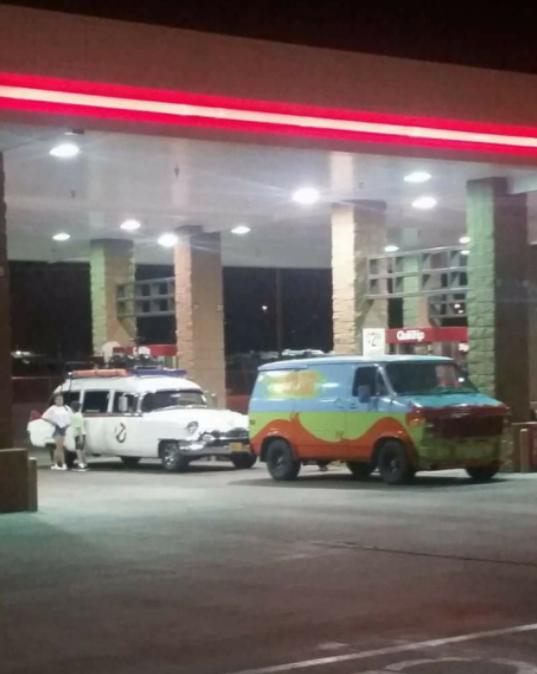 How bad does everything have to be in the city to call out both of these teams? - Scooby Doo, Ghostbusters, Car, Refueling