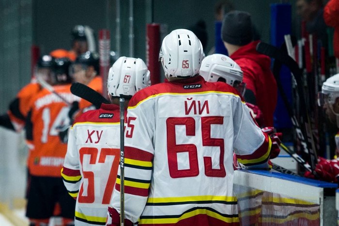 A VHL hockey match between Ermak (Angarsk) and KRS Heilongjiang (Harbin) took place - Hockey, The photo, Vhl, Yermak, Heilongjiang