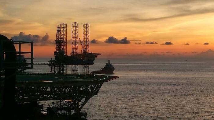Sunset on the shelf of the South China Sea - My, Vietsovpetro, South China Sea, Shelf, Sunset, Drilling, Oil