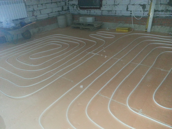 Underfloor heating in the garage - My, Building, Rukozhop, Needlework without process, Warm floor, Plumbing, Plumber, Plumber League, Longpost