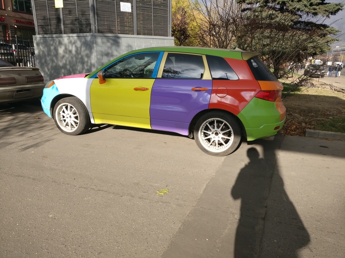 Когда не определился с цветом....