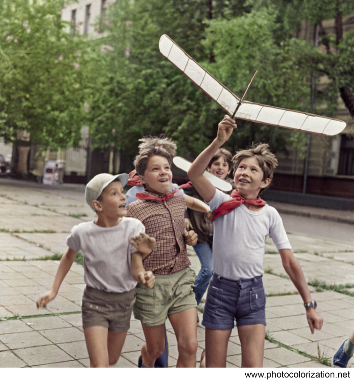 My colorization Model Aircraft Launch, 1970s. - My, Colorization, Children, the USSR, Childhood