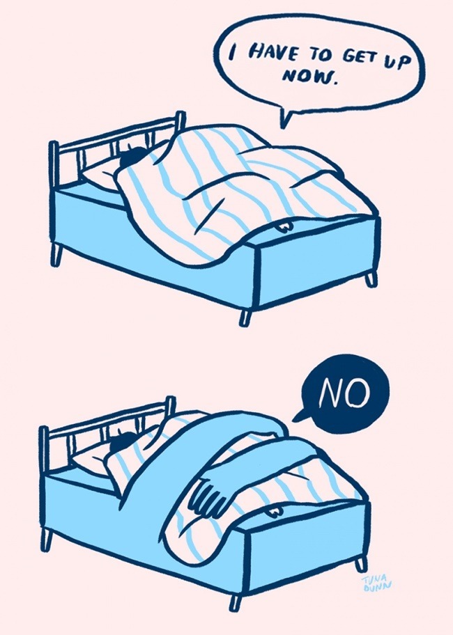 Осенью кровать захватывает в плен.