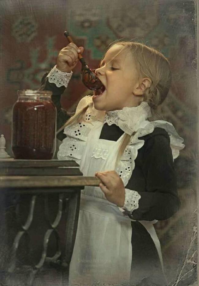 Raspberry probably - Girls, Jam, Everybody does it, Childhood, Old photo, Wooden spoon