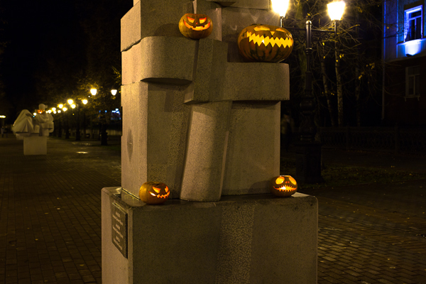 Pumpkins for Halloween in Ufimskaya alley - My, Halloween, Ufa, , Halloween pumpkin, Pumpkin, Longpost