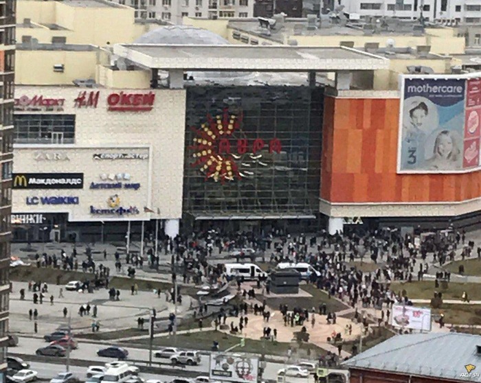 Novosibirsk is being mined again... - Novosibirsk, Evacuation, Shopping center