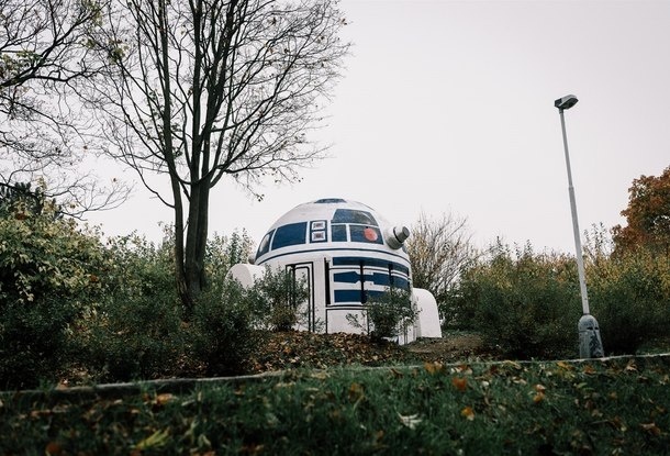 Giant robot R2-D2 from Star Wars appeared in Prague - Star Wars, Boba95fet, news, Tag