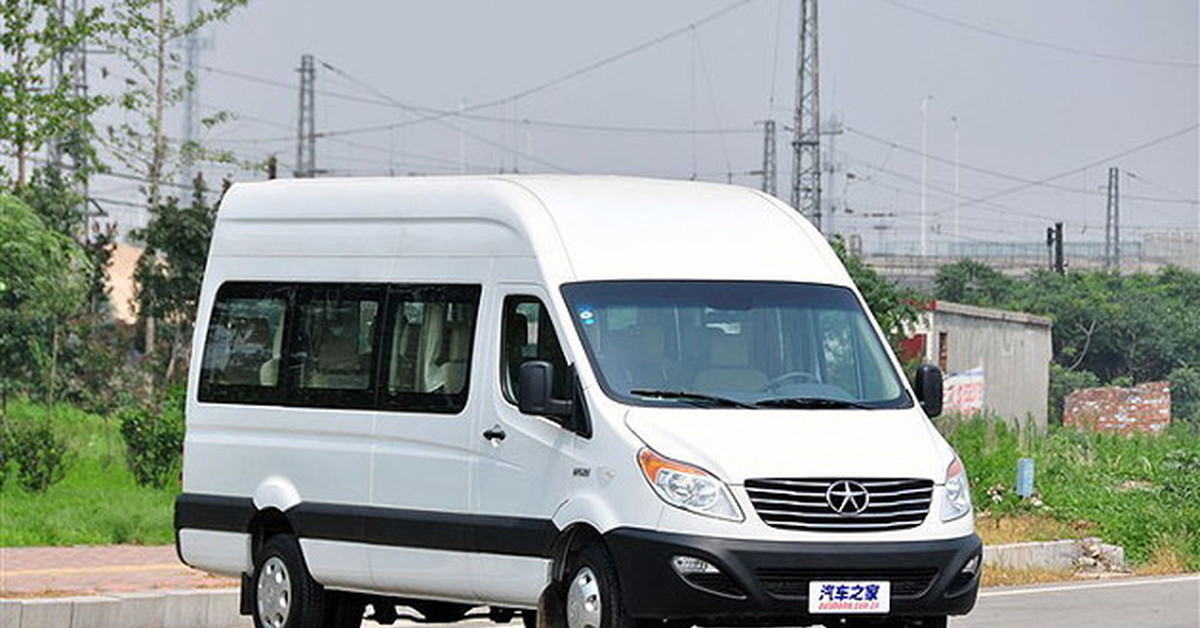 Jac sunray. Микроавтобус МАЗ Спринтер. Джак микроавтобус. JAC Sunray копия Mercedes Sprinter.