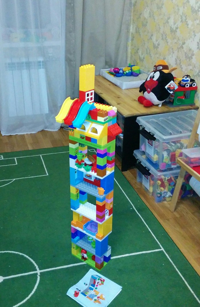 When you are an architect by vocation, but you are only 4 years old - Lego, Childhood