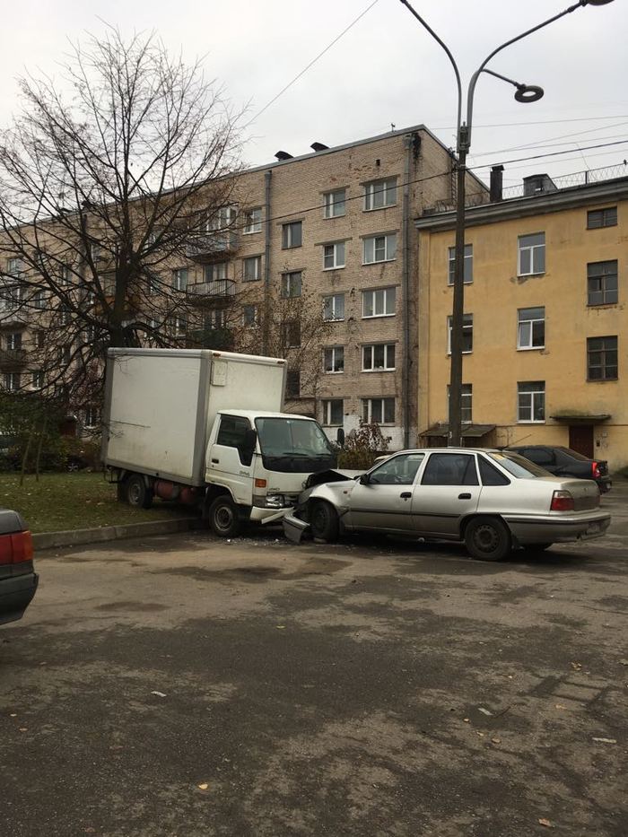 Laundry in Kronstadt style - My, Truck, Wrong