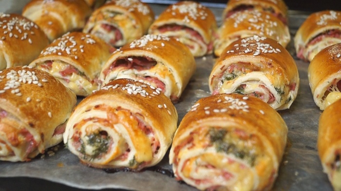 Puff rolls with ham and cheese - My, Puff, , Recipe, Video recipe, Video