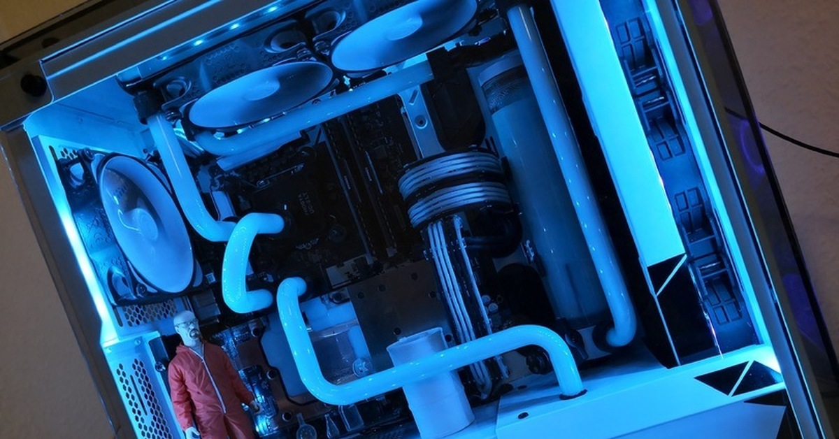 На сво есть связь. Водяное охлаждение т44м. PC Cooler b360 водяной. Maibenben x639 водяное охлаждение. Моддинг системы охлаждения.