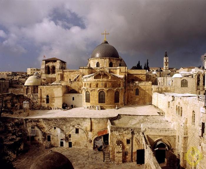 ABOUT THE FILM “MURDER ON THE ORIENTAL EXPRESS” AND THE STATUS QUO OF THE TEMPLE OF THE LORD’S SEPLE IN JERUSALEM - Murder on the Orient Express, Church of the Holy Sepulchre, Hercule Poirot, Jerusalem, Crimean War, Jesus Christ, Longpost
