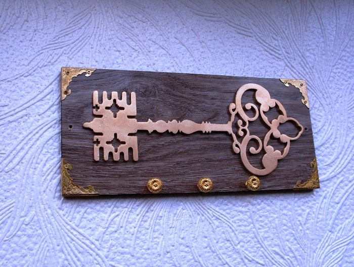 Key holder in gold. - My, Housekeeper, Sawing, , Jigsaw