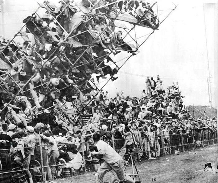 Grandstand fall at the Indy 500 races (two dead and 82 injured), 1960 - The fall, Tribune, Catastrophe