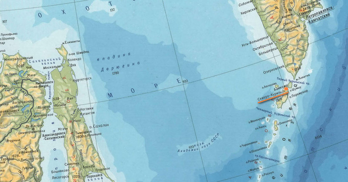 Покажи сахалин на карте россии. Сахалин на карте. Остров Сахалин на карте. Физическая карта Сахалина. Курилы на карте.