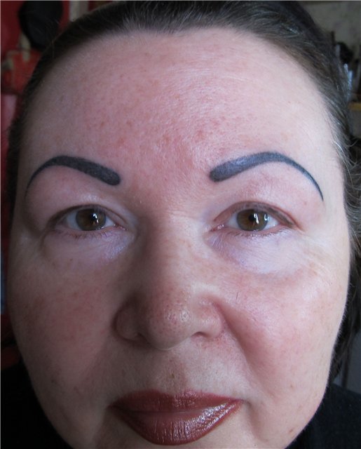 Crescent eyebrow… - Brows, Trend, Fashion, Horror, Girls, Text, Longpost