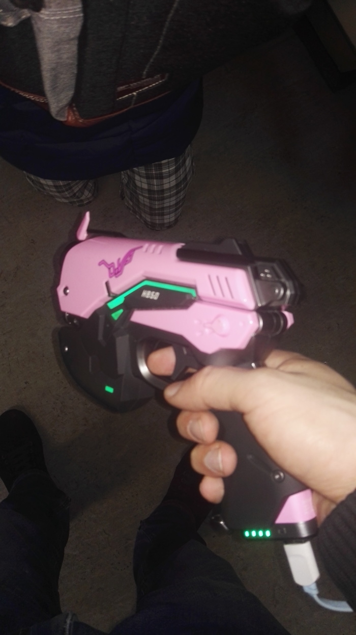 Picked up a blaster on the subway - My, , Overwatch, Dva, Powerbank, Blaster, Longpost