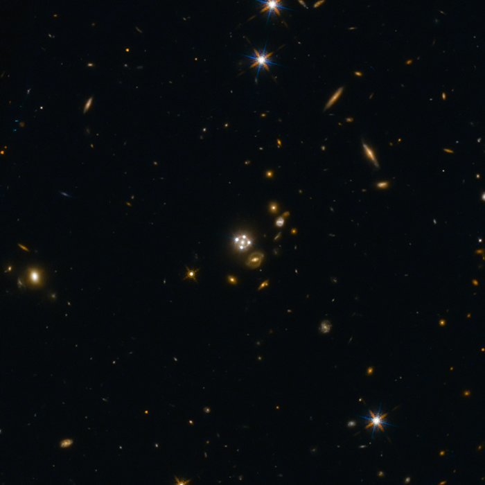 Gravitational lenses in space - a magnifying glass the size of a galaxy. - Astrophysics, Black hole, Dark matter, Dark Energy, Gravity lenses, Albert Einstein, Video, Longpost