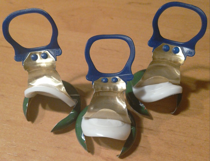 Три пары синих глаз))