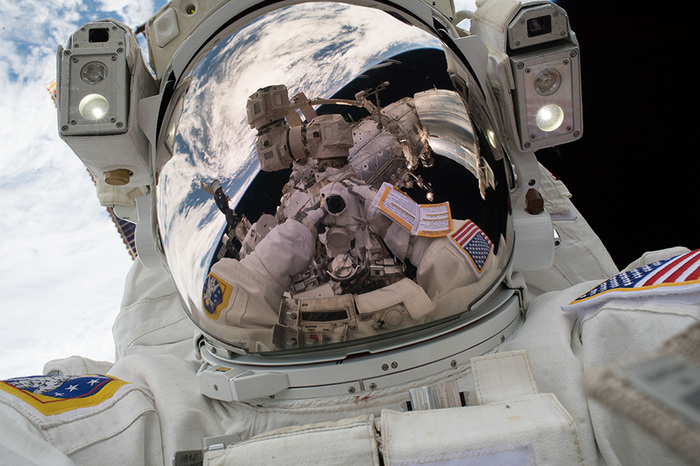 Selfie in space - The photo, Going into space, Ego, NASA