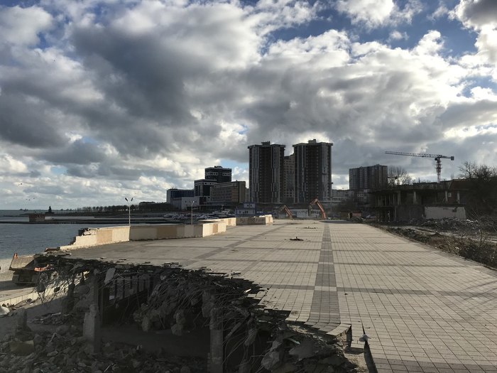 Apocalypse on the waterfront - Novorossiysk, Embankment, Apocalypse, Destruction, 
