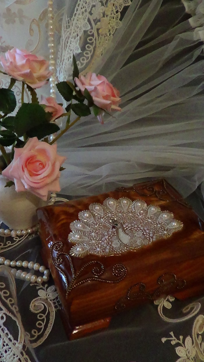 Шкатулка, украшенная бисером, "Павлин". Рукоделие без процесса, Бисер, Шкатулка, Украшения из бисера, Павлин, Белый павлин, Длиннопост