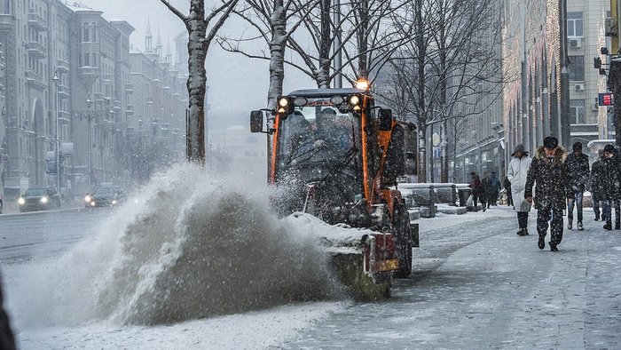 Moscow Mayor's Office: Muscovites Throw Eggs at Wipers and Shoot Traumatics at Snow Plows - Moscow, Snow, Snow removal, Traumatic weapon, Incident, Vandalism, Officials, news