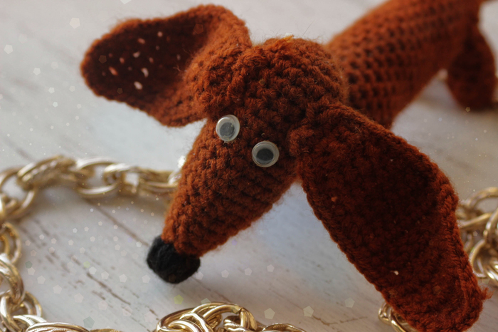 Такса крючком