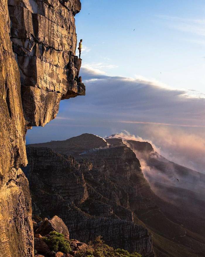 Damn, now how to get off!? - Sport, Mountaineering, The mountains, beauty of nature, The photo, Athletes, dawn, On the Mountain