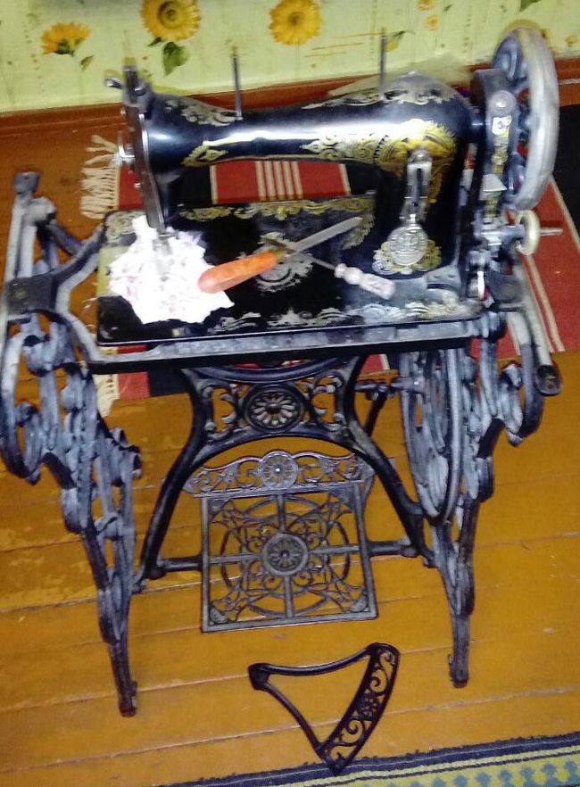 Need help identifying - My, , Sewing machine, , Help me find, Longpost