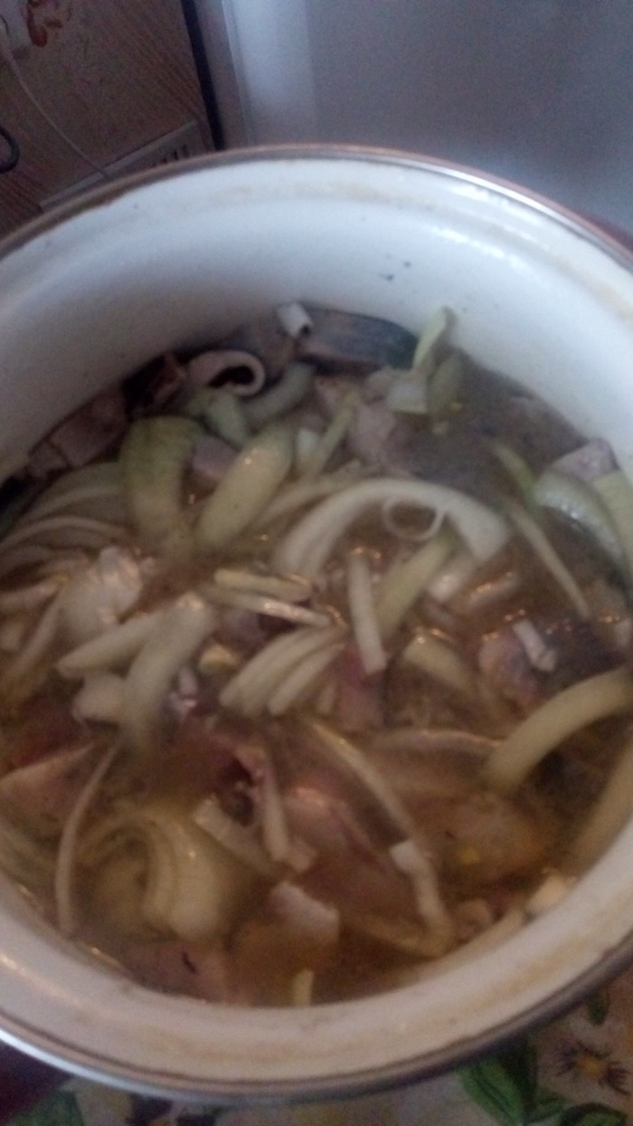 Селёдочка, лучёчек но не та реклама :)