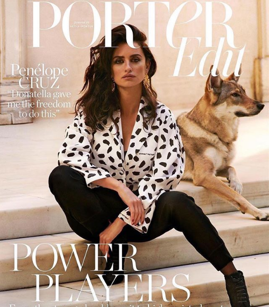 My dog ??and Penelope Cruz. - Dog, Magazine, Penelope Cruz