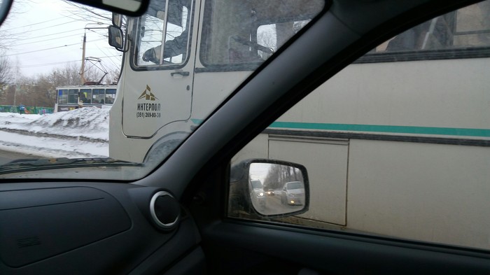 They are always on the lookout - My, Paranoia, Interpol, Bus, Tatarstan, Auto, Nizhnekamsk