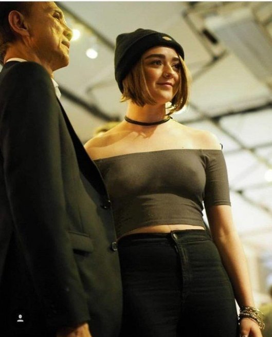 (FAKE) Arya has grown up - Fake, Arya stark, Maisie Williams, Boobs, Game of Thrones, NSFW