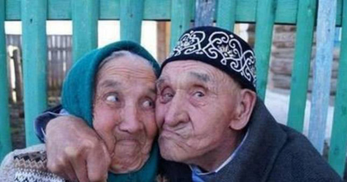 Фото бабки и деда вместе прикольные