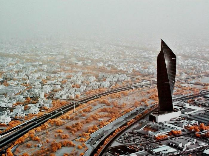 Make us whole... The Al Tijaria tower in Kuwait looks like an artifact from Dead Space. - Images, , Dead space