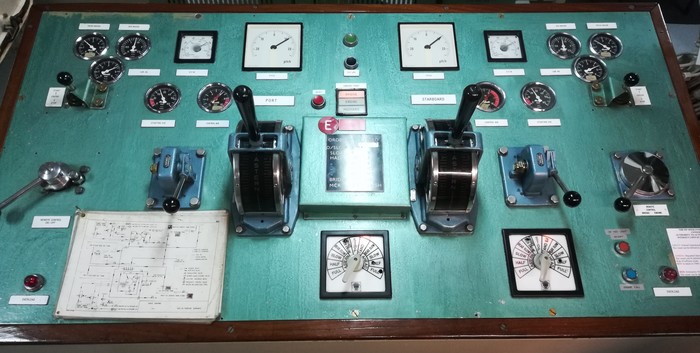 Night watch in the engine room AHTS DP1 - My, Sea, Mechanics, Mechanism, Watch, Vessel, Longpost