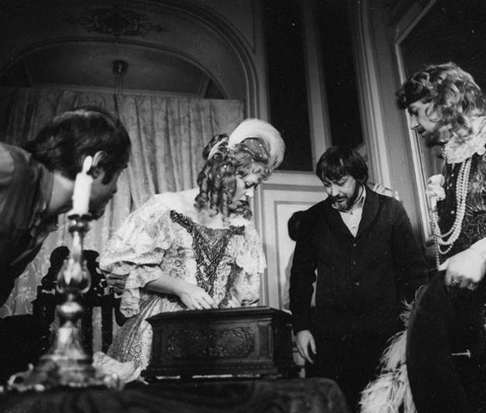 зачем перья на шляпах мушкетеров. 1520186243144860952. зачем перья на шляпах мушкетеров фото. зачем перья на шляпах мушкетеров-1520186243144860952. картинка зачем перья на шляпах мушкетеров. картинка 1520186243144860952. зачем перья на шляпах мушкетеров. 1520186243144860952. зачем перья на шляпах мушкетеров фото. зачем перья на шляпах мушкетеров-1520186243144860952. картинка зачем перья на шляпах мушкетеров. картинка 1520186243144860952.